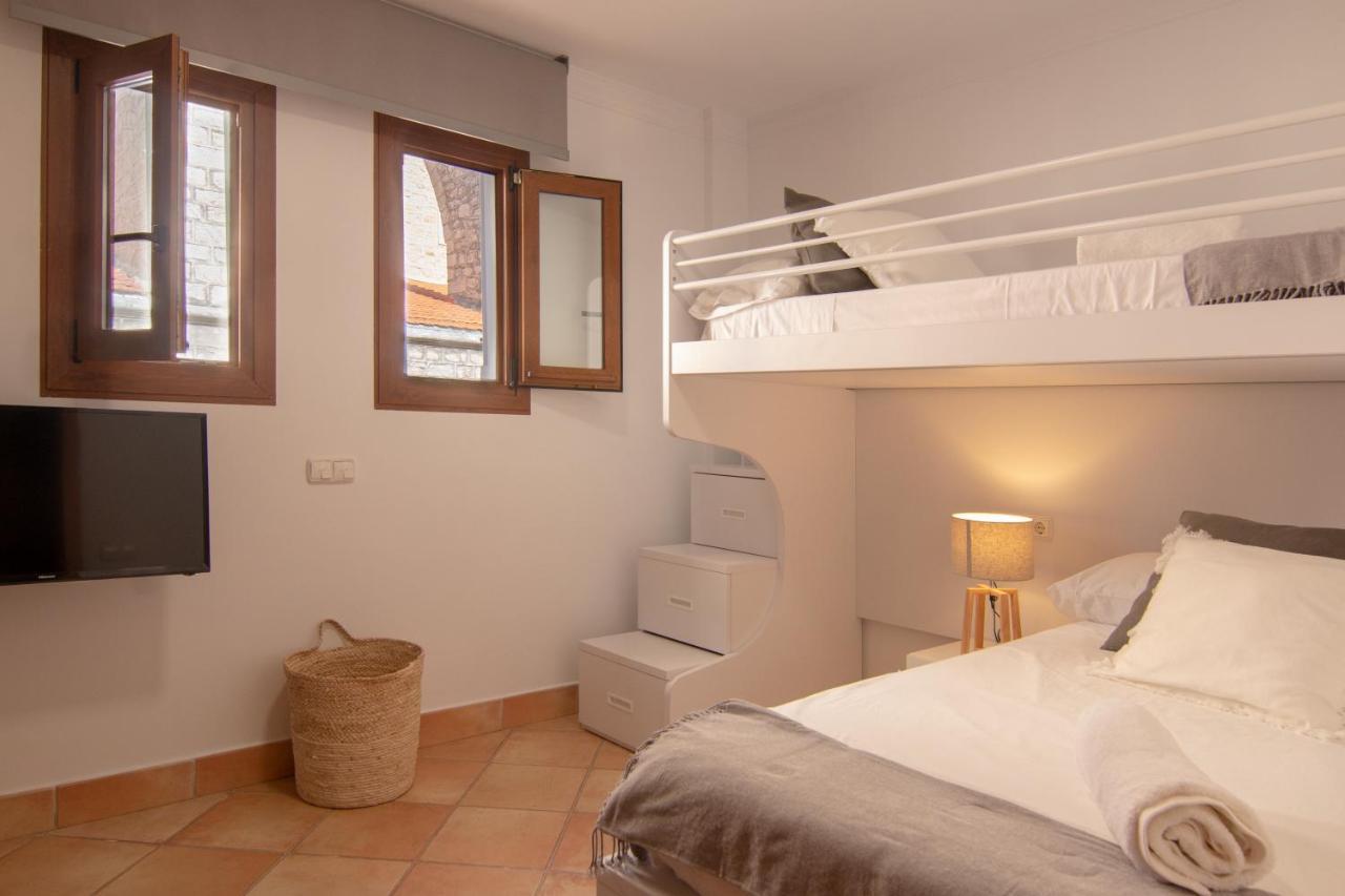 Sant Pere Ii Apartment